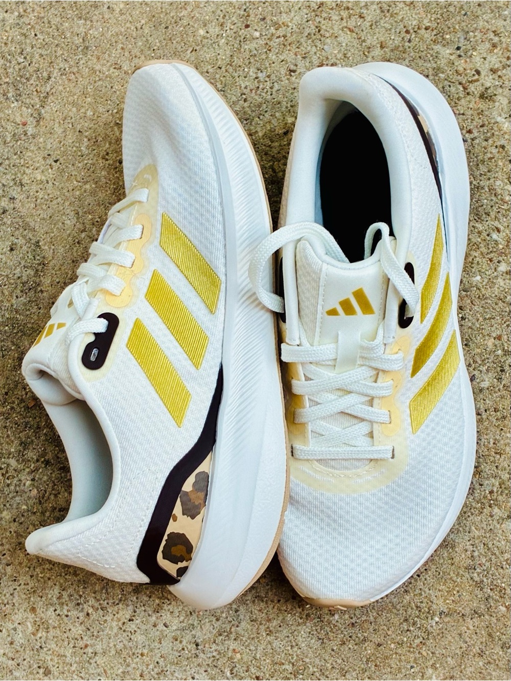ADIDAS RUNFALCON 3 RUNNING SHOES SIZE 6